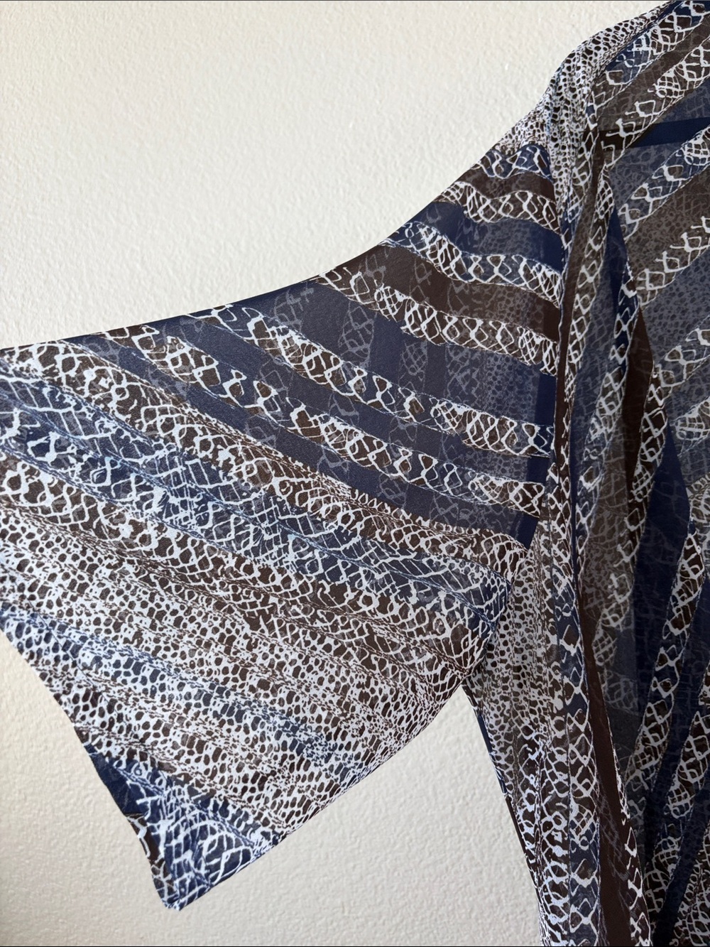 Blue & Brown Open-Front Printed Women's Kimono - Picture 3 of 5